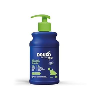 Douxo ® Skin & Coat SPA Ultra-Safe Valpschampo, 250 ml. Rengör och fuktar huden djupt, stärker pälsen, lämnar pälsen mjuk och fluffig. Hudvänlig formel Douxo ® Skin & Coat SPA Ultra-Safe Valpschampo, 250 ml. Rengör och fuktar huden djupt, stärker pälsen, lämnar pälsen mjuk och fluffig. Hudvänlig formel