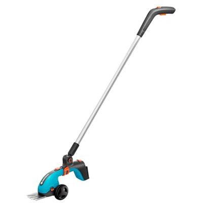 Gardena Gräs- och busksax PowerCut 18V P4A set med skaft och hjul exkl. batteri Grässax: Lätt och ergonomisk, batteridriven och sladdlös, högkvalitativa blad (14752-55) Gardena Gräs- och busksax PowerCut 18V P4A set med skaft och hjul exkl. batteri Grässax: Lätt och ergonomisk, batteridriven och sladdlös, högkvalitativa blad (14752-55)