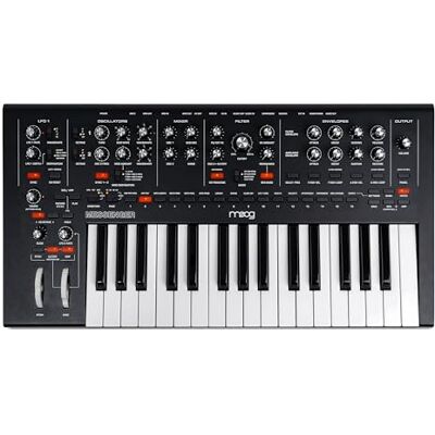 MOOG Messenger Monofonisk Analog Synthesizer med Keyboard, 32 Tangenter, 64-Stegs Sequencer, 256 Sörinställningar och RES BASS-Kompensation MOOG Messenger Monofonisk Analog Synthesizer med Keyboard, 32 Tangenter, 64-Stegs Sequencer, 256 Sörinställningar och RES BASS-Kompensation