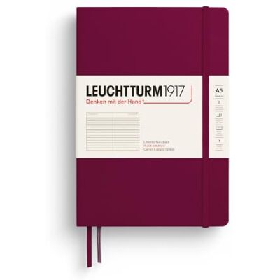 LEUCHTTURM1917 anteckningsbok medium A5 inbunden, fodrad, portröd 251 numrerade sidor, innehållsförteckning, trådbunden, öppnas platt, 2 bokmärken, expanderbar ficka LEUCHTTURM1917 anteckningsbok medium A5 inbunden, fodrad, portröd 251 numrerade sidor, innehållsförteckning, trådbunden, öppnas platt, 2 bokmärken, expanderbar ficka