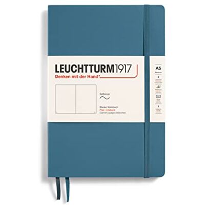 LEUCHTTURM1917 363398 Anteckningsbok medium (A5), softcover, 123 numrerade sidor, Stone Blue, blank LEUCHTTURM1917 363398 Anteckningsbok medium (A5), softcover, 123 numrerade sidor, Stone Blue, blank