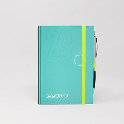 Smemoranda Daglig AGENDA 12 månaders dagbok, januari–december 2023 – rutigt ark – medium storlek 11,2 x 16,4 cm – penna ingår himmelsblå, P000598 Smemoranda Daglig AGENDA 12 månaders dagbok, januari–december 2023 – rutigt ark – medium storlek 11,2 x 16,4 cm – penna ingår himmelsblå, P000598
