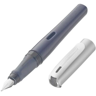 Pelikan 802789 reservoarpenna o Up, antracit, fjäder L, för vänsterhänta användare, inkl. bläckpatron Pelikan 802789 reservoarpenna o Up, antracit, fjäder L, för vänsterhänta användare, inkl. bläckpatron