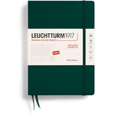 LEUCHTTURM1917 370797 veckoplanerare 2025, medium A5 inbunden – 12 månaders kalender, linjerad – Skog grön, engelsk LEUCHTTURM1917 370797 veckoplanerare 2025, medium A5 inbunden – 12 månaders kalender, linjerad – Skog grön, engelsk