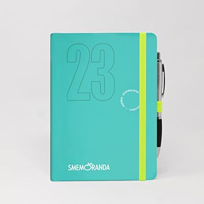 Smemoranda 12 månaders dagbok, januari-december 2023 mjukt rutigt ark stor storlek 12,9 x 18,7 cm penna ingår ljusblå Smemoranda 12 månaders dagbok, januari-december 2023 mjukt rutigt ark stor storlek 12,9 x 18,7 cm penna ingår ljusblå