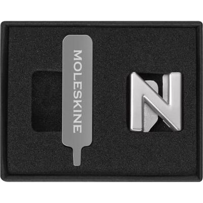 Moleskine Pin för N Bokstav Anteckningsbok, Bokstavsnål, Anpassa elastisk stängning, personliga presentidéer, silverfärg Moleskine Pin för N Bokstav Anteckningsbok, Bokstavsnål, Anpassa elastisk stängning, personliga presentidéer, silverfärg
