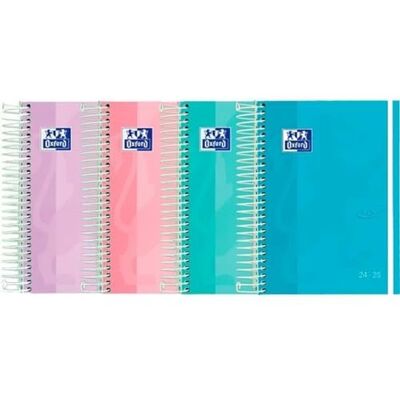 Oxford Touch 1/8 dagbok 12 x 18 cm 2024–2025 Oxford Touch 1/8 dagbok 12 x 18 cm 2024–2025