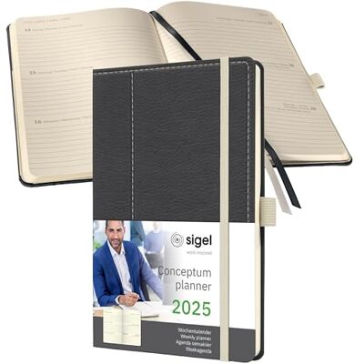 Sigel C2557 Mötesplanerare Veckokalender 2025, Läderlook, Ca A5, Mörkgrå/Vit, Inbunden, 192 Sidor, Resårband, Pennögla, Arkivväska, Tillverkad av Hållbart Papper, Conceptum. Sigel C2557 Mötesplanerare Veckokalender 2025, Läderlook, Ca A5, Mörkgrå/Vit, Inbunden, 192 Sidor, Resårband, Pennögla, Arkivväska, Tillverkad av Hållbart Papper, Conceptum.