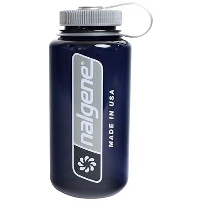 Nalgene BPA-fri återvunnen återanvändbar vattenflaska för backpacking, vandring, gym 32 oz okrossbar, Odyssey stor logotyp Nalgene BPA-fri återvunnen återanvändbar vattenflaska för backpacking, vandring, gym 32 oz okrossbar, Odyssey stor logotyp