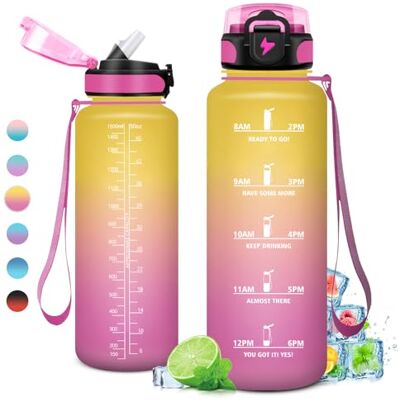 KollyKolla Motiverande vattenflaska 1,5 liter, sportvattenflaska med sugrör, läckagefri, gymflaska med tidsmärkning, 1 klick öppen, BPA-fria vattenflaskor, för vuxna, löpning, kontor, gym KollyKolla Motiverande vattenflaska 1,5 liter, sportvattenflaska med sugrör, läckagefri, gymflaska med tidsmärkning, 1 klick öppen, BPA-fria vattenflaskor, för vuxna, löpning, kontor, gym