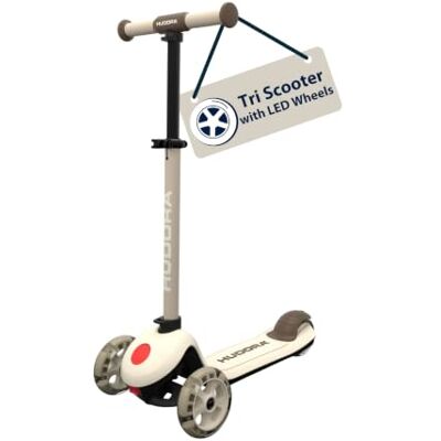 HUDORA Tri-scooter med LED-hjul – 3-hjulig skoter med höjdjusterbart styre – brett bakhjul, ABEC-7-kullager, halkfri däck och bakhjulsbroms – utomhussparkcykel för barn HUDORA Tri-scooter med LED-hjul – 3-hjulig skoter med höjdjusterbart styre – brett bakhjul, ABEC-7-kullager, halkfri däck och bakhjulsbroms – utomhussparkcykel för barn