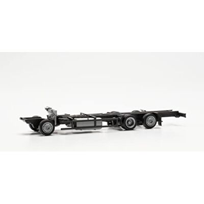 Herpa 085571 Scania modell, lastbilschassi volymtåg 7,82 m, 2 st. Originaltrogen skala 1:87, modellbil, modelltillverkning, dekoration, tillbehör för miniatyrmodeller av plast, svart Herpa 085571 Scania modell, lastbilschassi volymtåg 7,82 m, 2 st. Originaltrogen skala 1:87, modellbil, modelltillverkning, dekoration, tillbehör för miniatyrmodeller av plast, svart