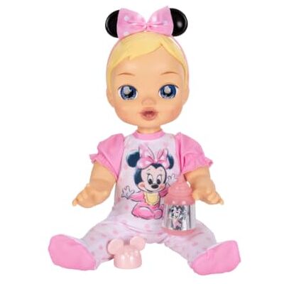 Disney Deluxe Feature Doll: Mimmi Blond hair, blå ögon Licensierad av Jakks Pacific, med interaktiva funktioner och tillbehör; en present till flickor från 2 år och uppåt. Disney Deluxe Feature Doll: Mimmi Blond hair, blå ögon Licensierad av Jakks Pacific, med interaktiva funktioner och tillbehör; en present till flickor från 2 år och uppåt.