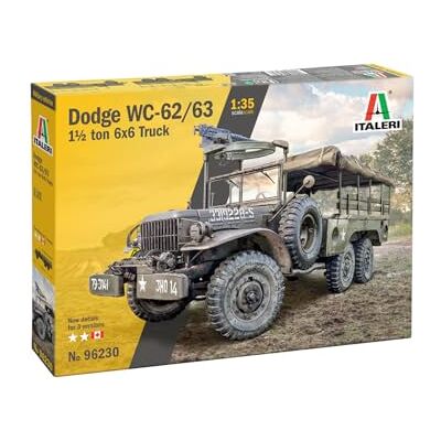 Italeri 96230 Dodge WC62 1 1⁄2 t 6 x 6 lastbil, skala 1:35, plast modellkit/plastmodell för montering Italeri 96230 Dodge WC62 1 1⁄2 t 6 x 6 lastbil, skala 1:35, plast modellkit/plastmodell för montering