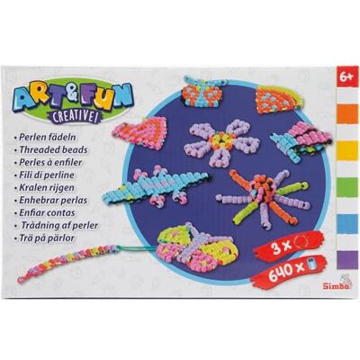 Simba 106374666 konst och roligt set trådar, 640 pärlor, 3 x metallhänge, förvaringslåda, 16 m snöre, instruktioner för 9 figurer, från 6 år Simba 106374666 konst och roligt set trådar, 640 pärlor, 3 x metallhänge, förvaringslåda, 16 m snöre, instruktioner för 9 figurer, från 6 år