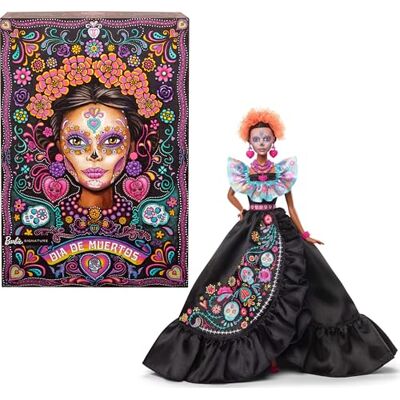 Barbie Signature-docka, 2024 Día de Muertos-samlarföremål i svart klänning med blå volangtopp, broderimönster och färgglada accessoarer, HRM72 Barbie Signature-docka, 2024 Día de Muertos-samlarföremål i svart klänning med blå volangtopp, broderimönster och färgglada accessoarer, HRM72