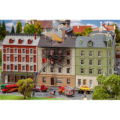 Faller Brinnande bostadshus Faller Brinnande bostadshus
