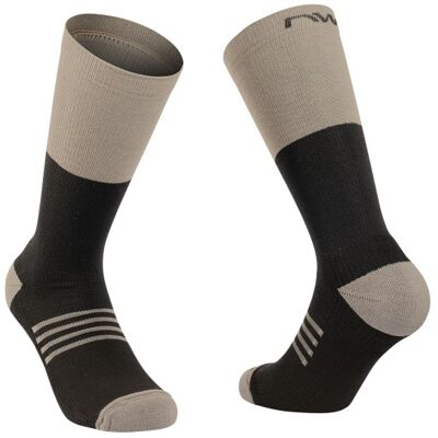 Northwave Extreme Pro High cykelstrumpor svart/sand Northwave Extreme Pro High cykelstrumpor svart/sand