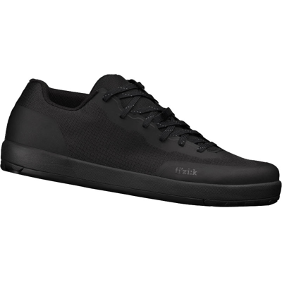 Fizik Gravita Versor Flat cykelsko svart Fizik Gravita Versor Flat cykelsko svart