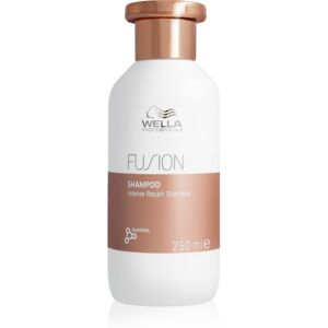 Wella Professionals Fusion Regenererande schampo För skadat och färgat hår 250 ml Wella Professionals Fusion Regenererande schampo För skadat och färgat hår 250 ml
