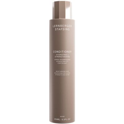 Lernberger Stafsing Conditioner - Fuktighetsgivande & Stärkande 250ml Lernberger Stafsing Conditioner - Fuktighetsgivande & Stärkande 250ml