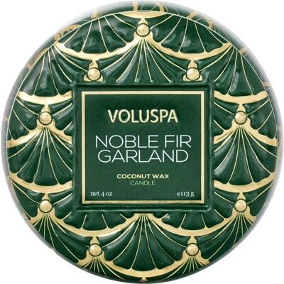 Voluspa Noble Firs Kransljus - Hemmarom Voluspa Noble Firs Kransljus - Hemmarom