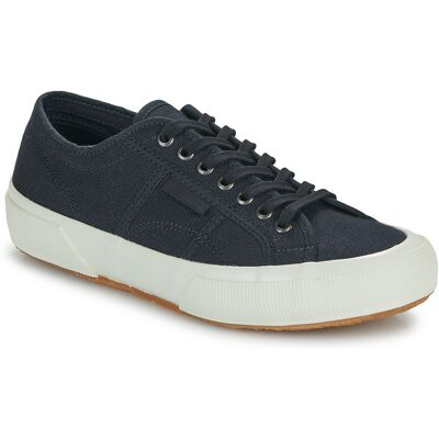 Sneakers Superga 2750 OG 40,42 Herr Sneakers Superga 2750 OG 40,42 Herr