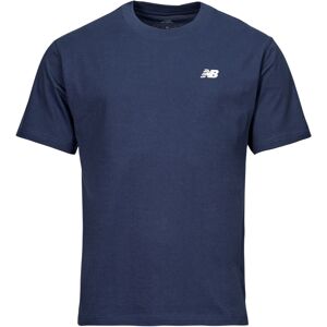 T-shirts med korta ärmar New Balance SMALL LOGO JERSEY TEE EU S,EU M,EU L,EU XL,EU XS Herr T-shirts med korta ärmar New Balance SMALL LOGO JERSEY TEE EU S,EU M,EU L,EU XL,EU XS Herr