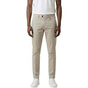 Chinos / Carrotjeans Antony Morato MARK SLIM FIT WITH LOGOED RUBBER FLAG MMTR00780-FA800197 IT 44,IT 48,IT 54 Herr Chinos / Carrotjeans Antony Morato MARK SLIM FIT WITH LOGOED RUBBER FLAG MMTR00780-FA800197 IT 44,IT 48,IT 54 Herr