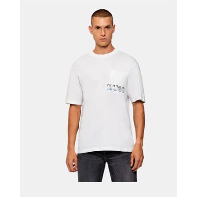 T-shirts med korta ärmar HUGO 50549120 NOGOSTE EU XXL,EU S,EU M,EU L,EU XL,EU XS Herr T-shirts med korta ärmar HUGO 50549120 NOGOSTE EU XXL,EU S,EU M,EU L,EU XL,EU XS Herr