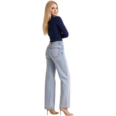 Koftor / Cardigans / Västar Guess LS VN ELLIE CARDI SW W6YR11 Z0950 EU S,EU M,EU L,EU XL,EU XS Dam Koftor / Cardigans / Västar Guess LS VN ELLIE CARDI SW W6YR11 Z0950 EU S,EU M,EU L,EU XL,EU XS Dam