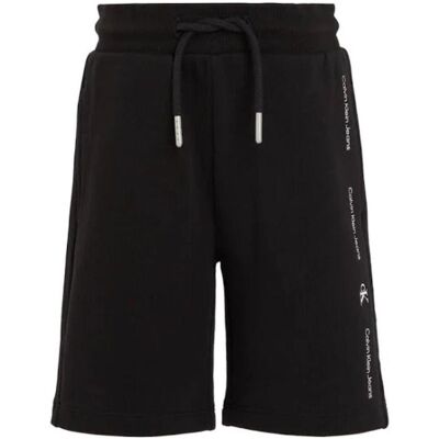 Shorts & Bermudas Calvin Klein Jeans IB0IB02061 BEH 6 år,8 år Pojkar Shorts & Bermudas Calvin Klein Jeans IB0IB02061 BEH 6 år,8 år Pojkar