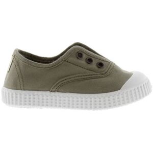 Sneakers Victoria 1915 inglesa elÁstico lona tintaa drec 20,21,24,26 Sneakers Victoria 1915 inglesa elÁstico lona tintaa drec 20,21,24,26