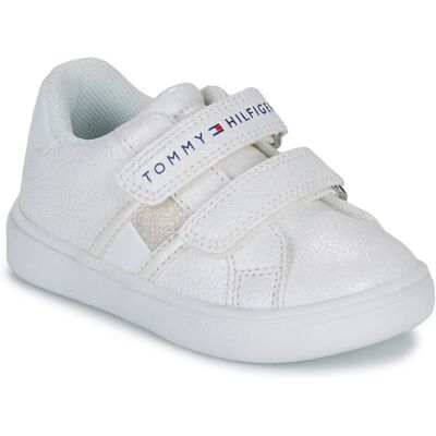 Sneakers Tommy Hilfiger LOGAN 21,22,26,27,29 Flickor Sneakers Tommy Hilfiger LOGAN 21,22,26,27,29 Flickor