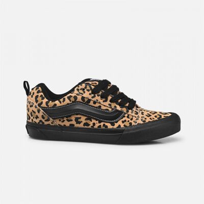 Skateskor Vans Knu skool elastic lace leopard pop 20,21,24,25,26,21 1/2,26 1/2 Pojkar Skateskor Vans Knu skool elastic lace leopard pop 20,21,24,25,26,21 1/2,26 1/2 Pojkar