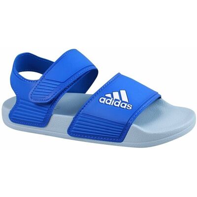 Låga cityskor adidas Adilette 36,29,30,31,32,33,34,35 Låga cityskor adidas Adilette 36,29,30,31,32,33,34,35