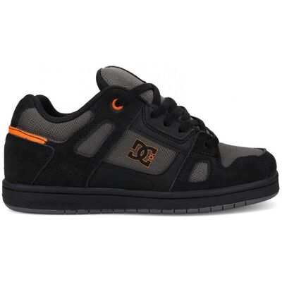 Skateskor DC Shoes Stag youth 28,32 1/2,27 1/2,30 1/2,28 1/2 Herr Skateskor DC Shoes Stag youth 28,32 1/2,27 1/2,30 1/2,28 1/2 Herr