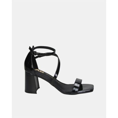 Sandaler med klack Xti 145105 37,38,39,40 Sandaler med klack Xti 145105 37,38,39,40