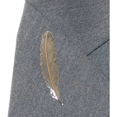 Slipskungen Kavajnål Fjäder Silver Slipskungen Kavajnål Fjäder Silver