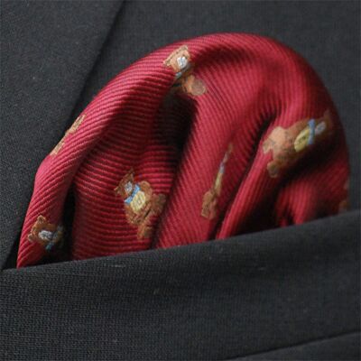 Slipskungen Färdigvikt bröstnäsduk Puff FN830 Slipskungen Färdigvikt bröstnäsduk Puff FN830
