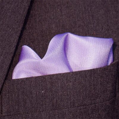 Slipskungen Bröstnäsduk lila vävd Slipskungen Bröstnäsduk lila vävd
