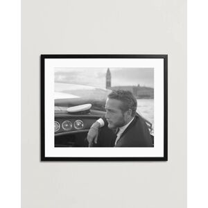 Sonic Editions Framed Paul Newman Venice 1963