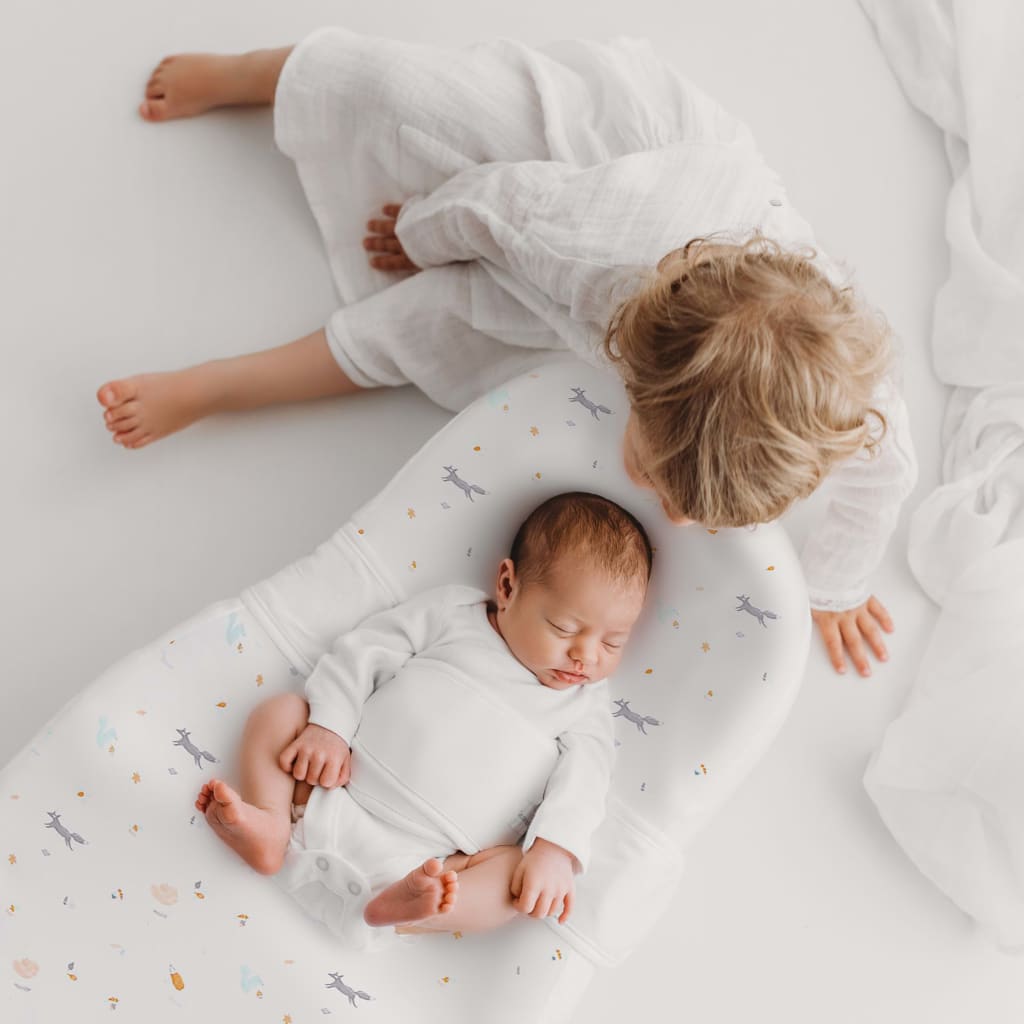 RED CASTLE Sovbädd Cocoonababy rävmönster