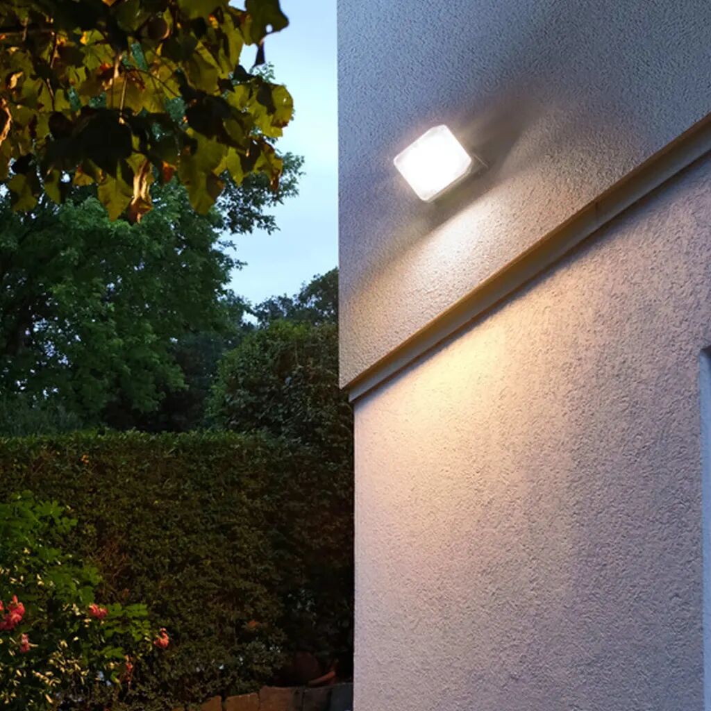 Brennenstuhl LED-strålkastare AL 3000 30W IP44 Brennenstuhl LED-strålkastare AL 3000 30W IP44