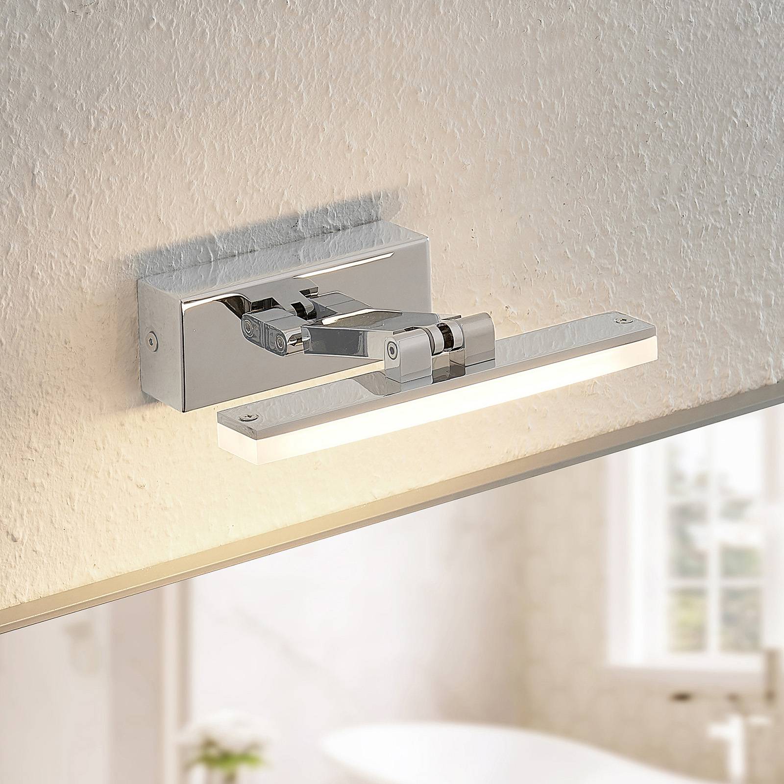 Arcchio Soey LED-spegellampa, IP44, 20 cm Arcchio Soey LED-spegellampa, IP44, 20 cm