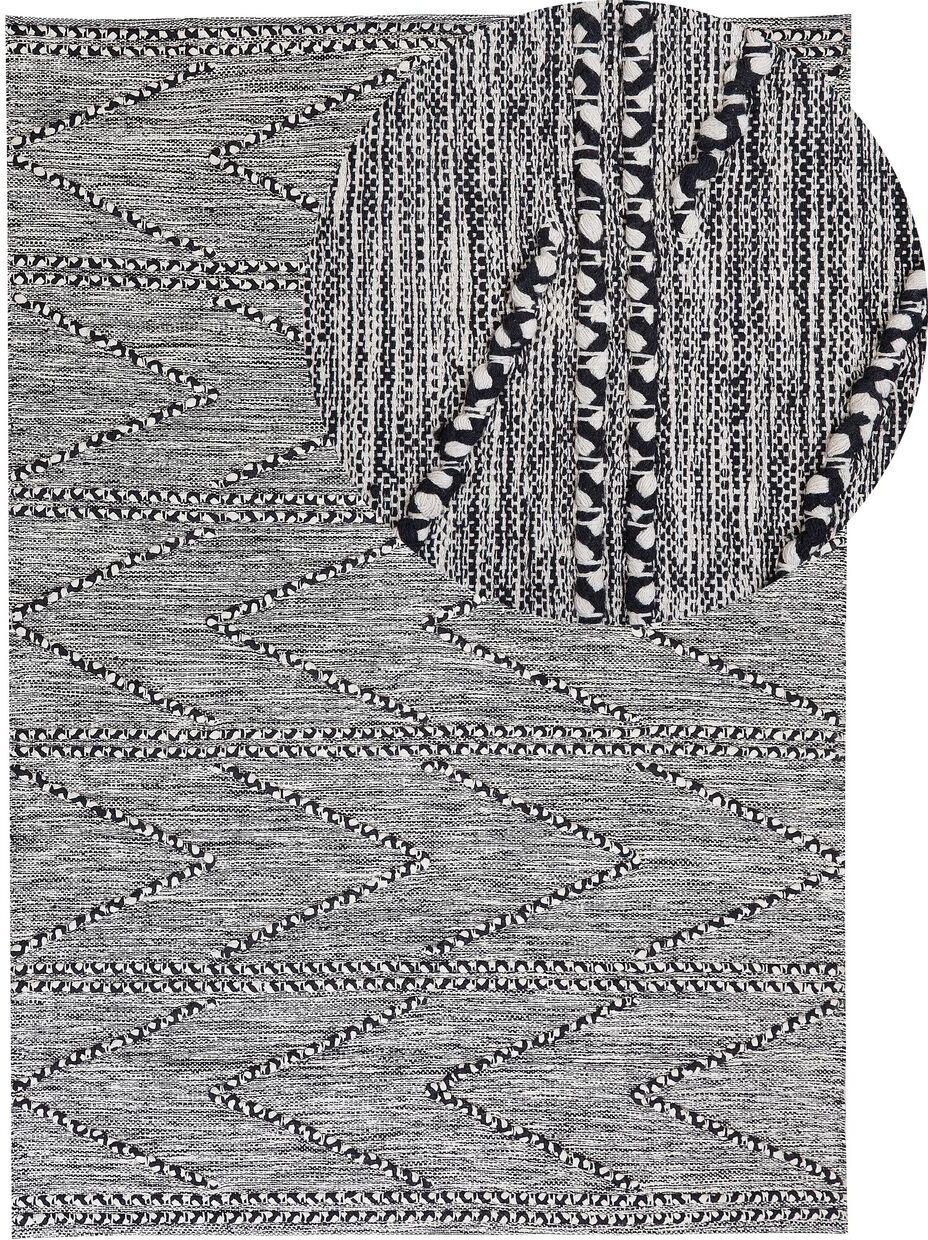 Beliani Matta 160 x 230 cm svart/vit TERMAL Beliani Matta 160 x 230 cm svart/vit TERMAL