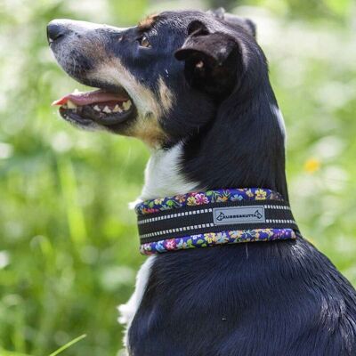 Kusse & Kutta Kusse&kutta; Hundhalsband Lycra Bred Modell Blommor 10 Kusse & Kutta Kusse&kutta; Hundhalsband Lycra Bred Modell Blommor 10