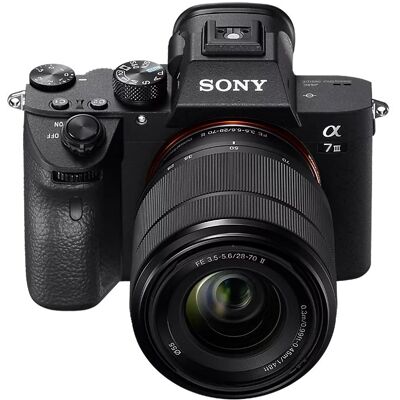 Sony A7 III kamerahus + FE 28-70mm f/3,5-5,6 OSS II Sony A7 III kamerahus + FE 28-70mm f/3,5-5,6 OSS II