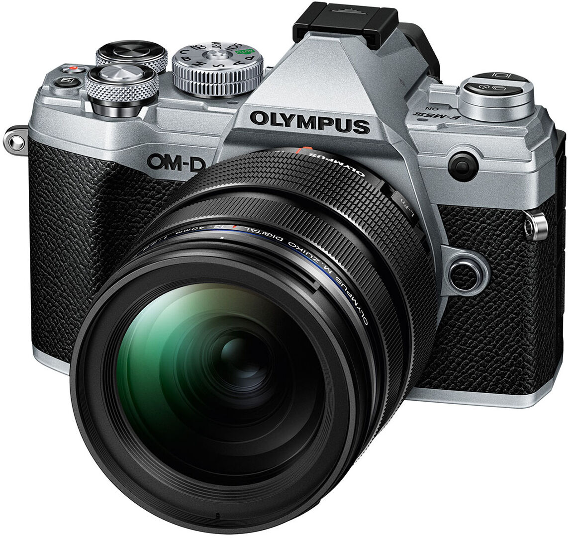 Olympus E-M5 Mark III kamerahus silver +  M.Zuiko Digital ED 12-40/2,8 PRO Olympus E-M5 Mark III kamerahus silver +  M.Zuiko Digital ED 12-40/2,8 PRO