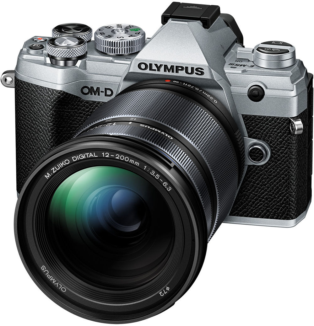 Olympus E-M5 Mark III  kamerahus silver + M. Zuiko Digital ED 12-200/3,5-6,3 Olympus E-M5 Mark III  kamerahus silver + M. Zuiko Digital ED 12-200/3,5-6,3
